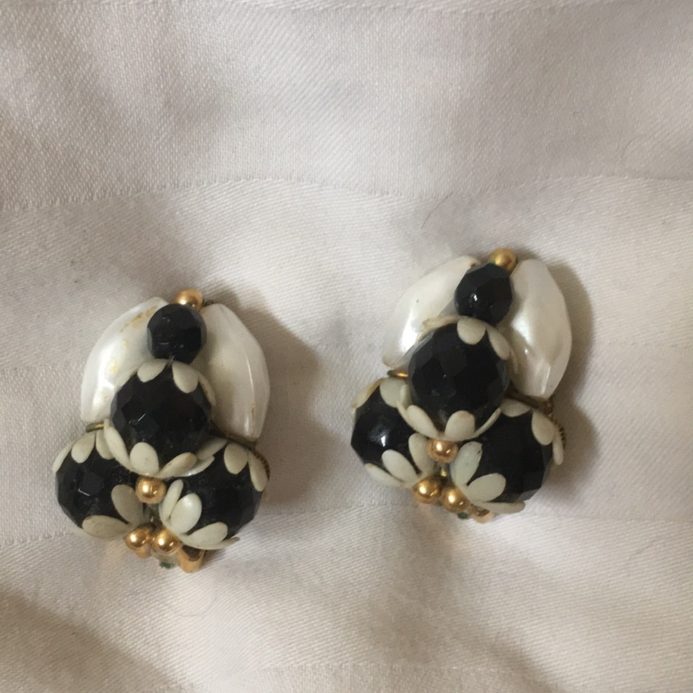 Vintage clip-on earrings